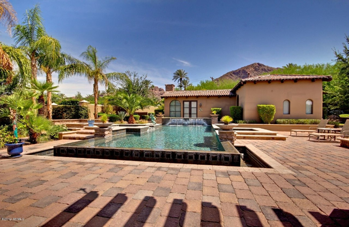 custom pools and spas by greencare.net